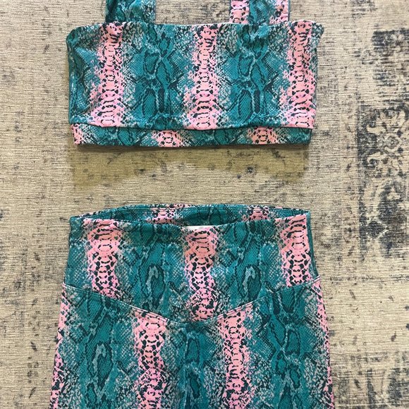 Buddy Love Workout Set - Picture 2 of 4